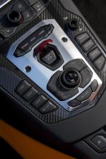 Lamborghini Aventador LP700-4 Roadster 2012 года